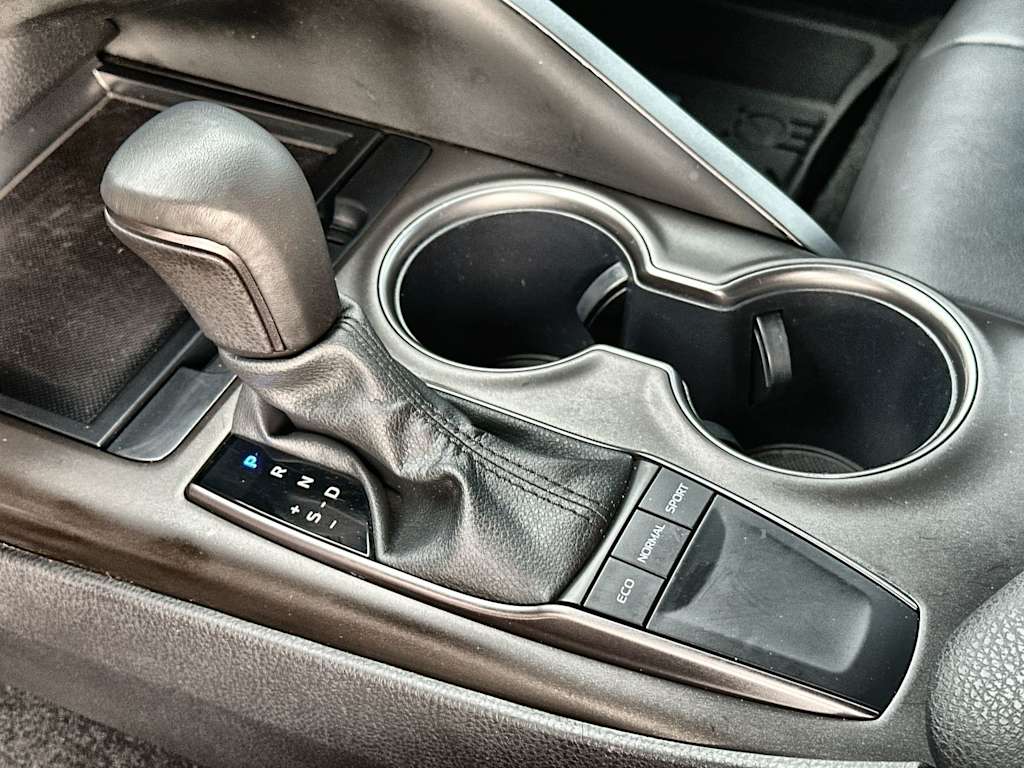 Thumbnail: 2024 Toyota Camry - 27