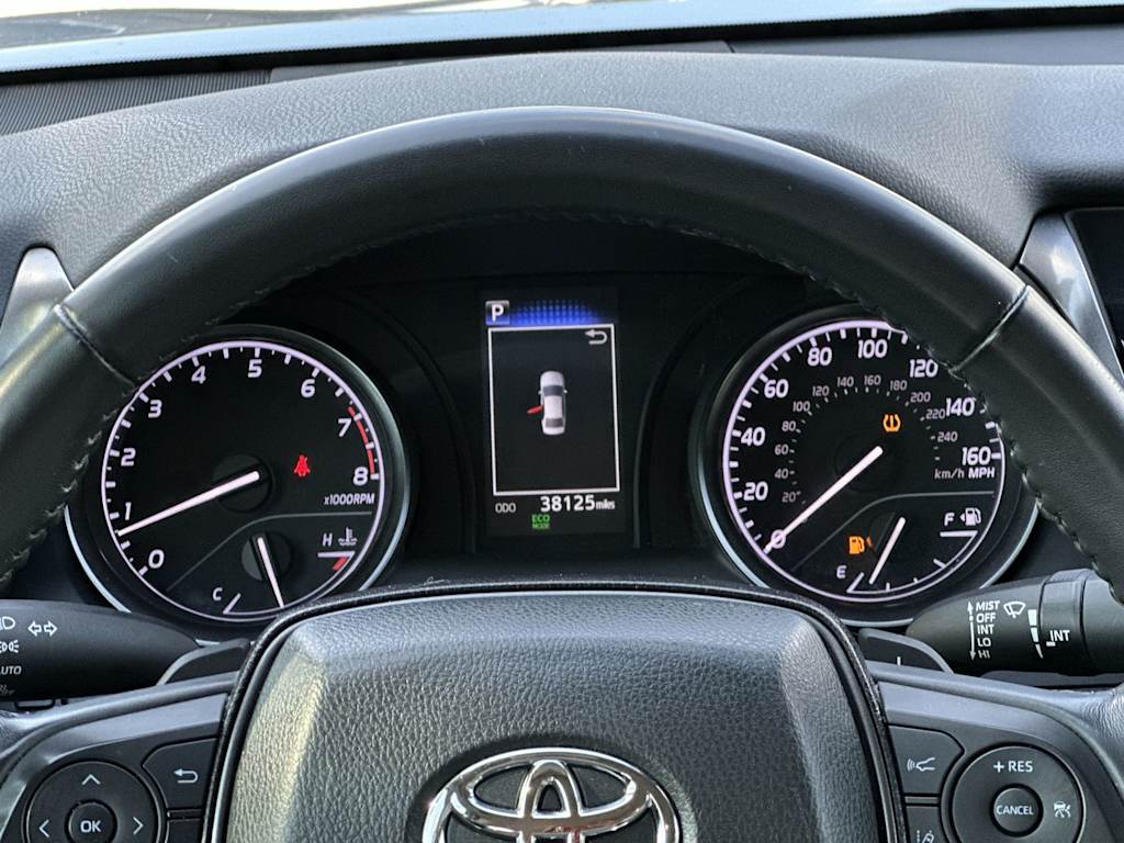 Thumbnail: 2023 Toyota Camry - 15