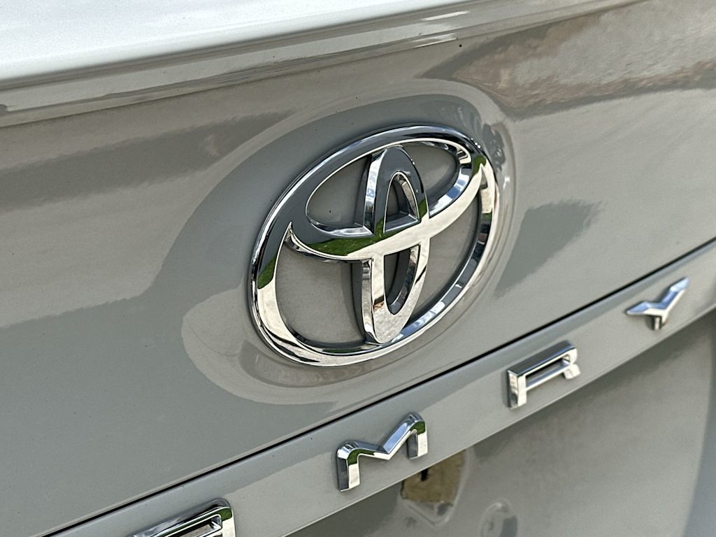 Thumbnail: 2024 Toyota Camry - 23