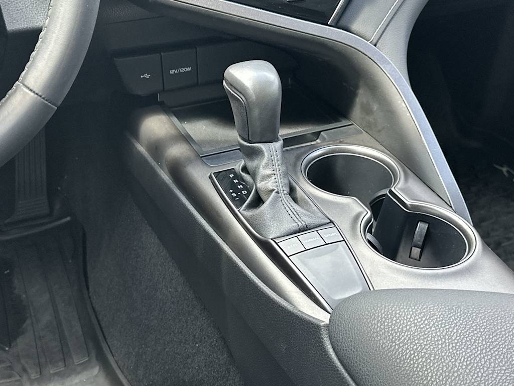 Thumbnail: 2024 Toyota Camry - 14