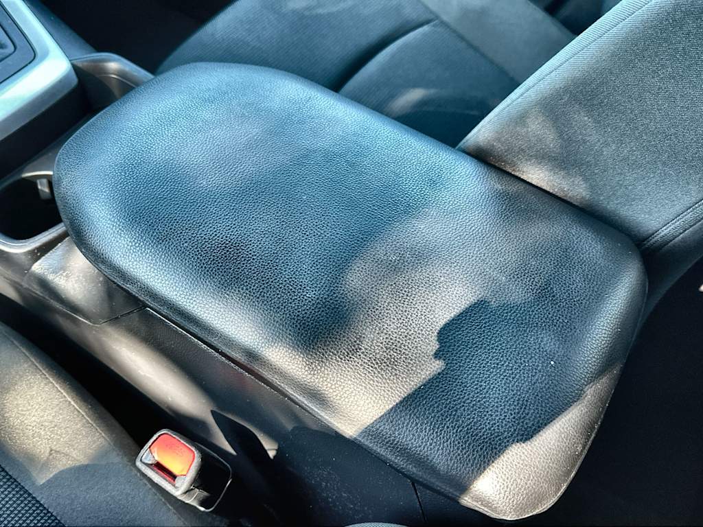 Thumbnail: 2021 Toyota RAV4 - 27