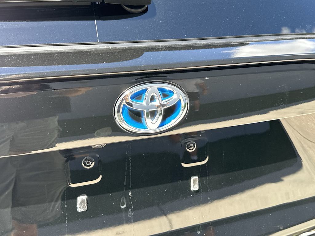 Thumbnail: 2022 Toyota RAV4 - 7