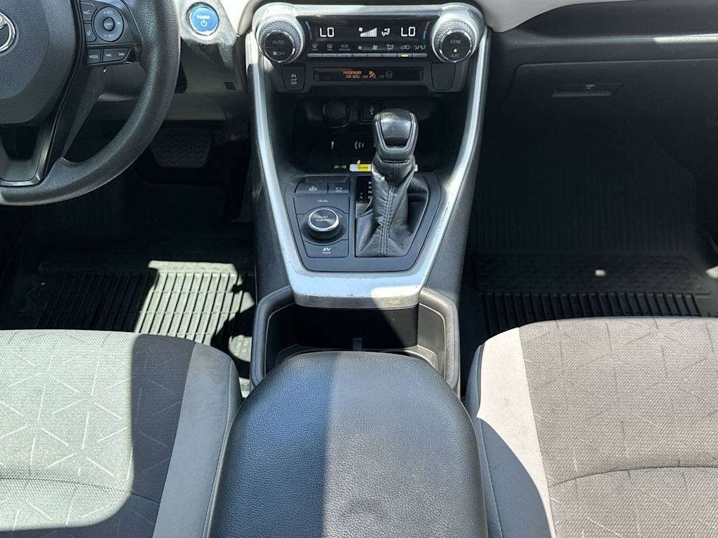Thumbnail: 2022 Toyota RAV4 - 15