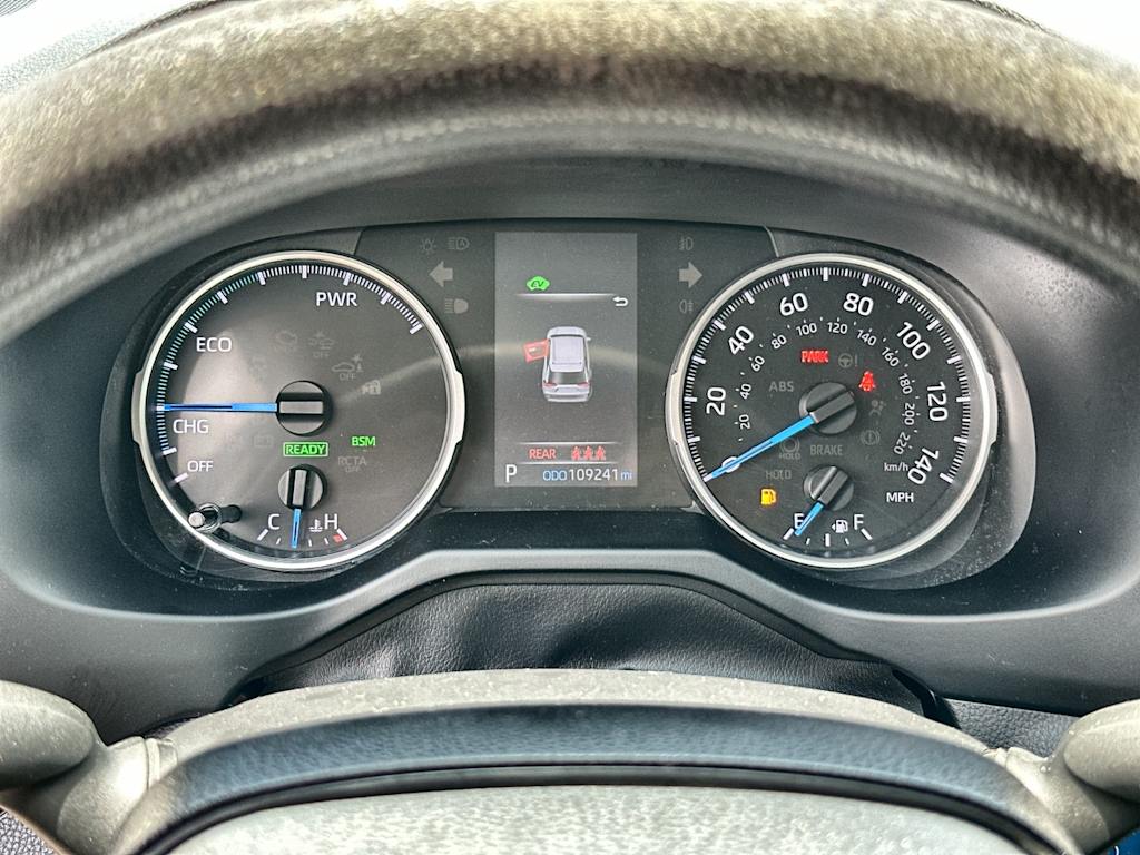 Thumbnail: 2022 Toyota RAV4 - 15