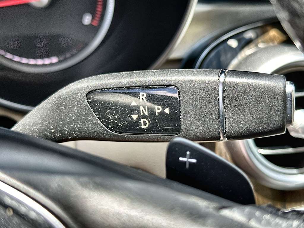 Thumbnail: 2015 Mercedes-Benz C-Class - 14