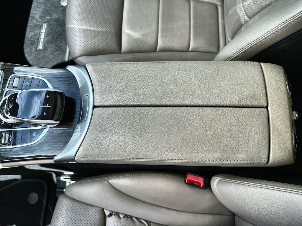 Thumbnail: 2015 Mercedes-Benz C-Class - 26