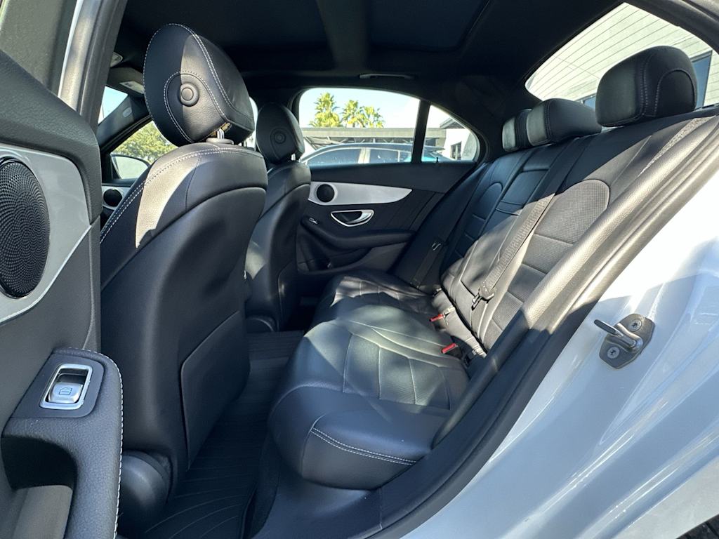 Thumbnail: 2020 Mercedes-Benz C-Class - 18