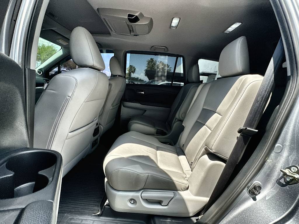 Thumbnail: 2020 Honda Pilot - 26