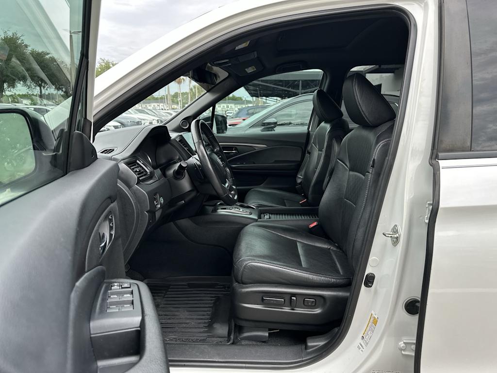 Thumbnail: 2020 Honda Passport - 9