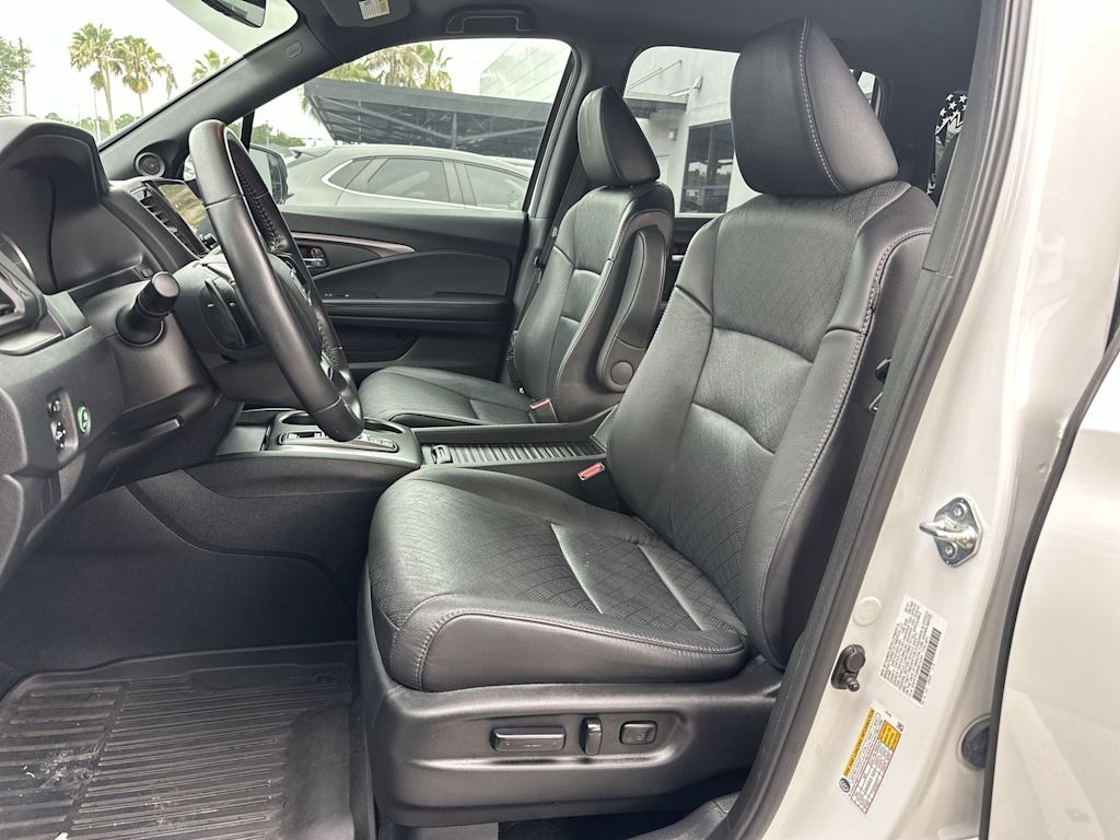 Thumbnail: 2021 Honda Passport - 10