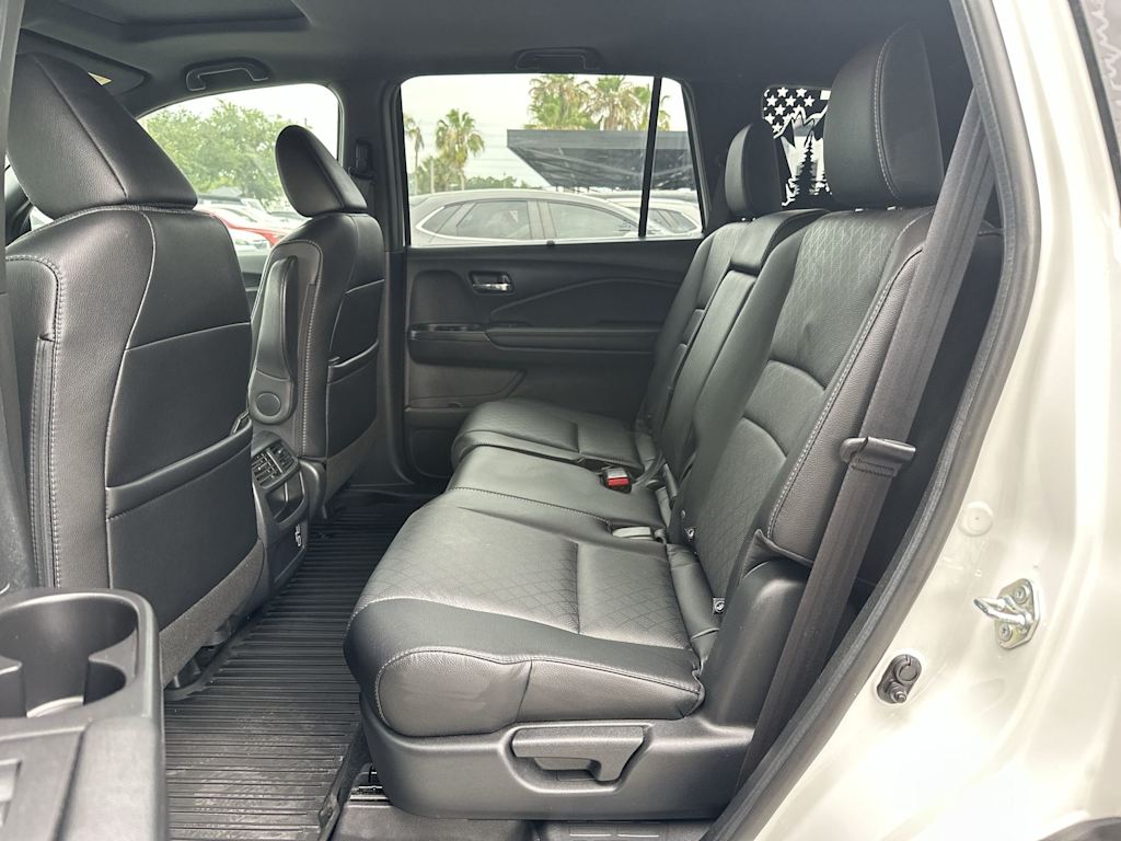 Thumbnail: 2021 Honda Passport - 11
