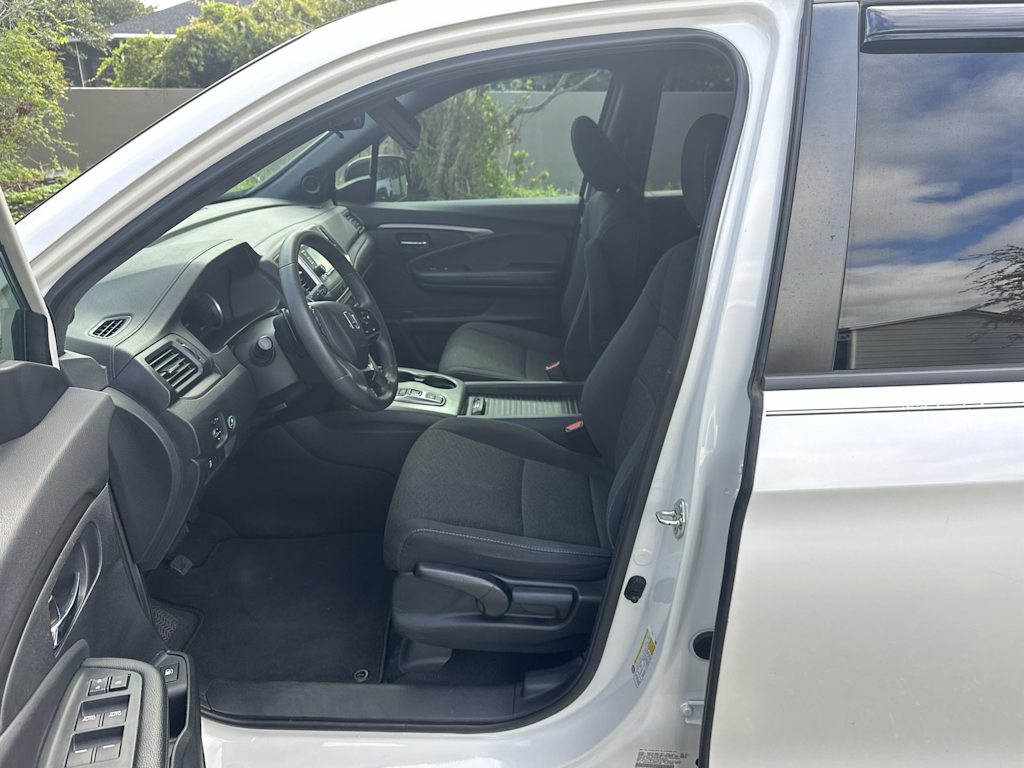 Thumbnail: 2019 Honda Passport - 10