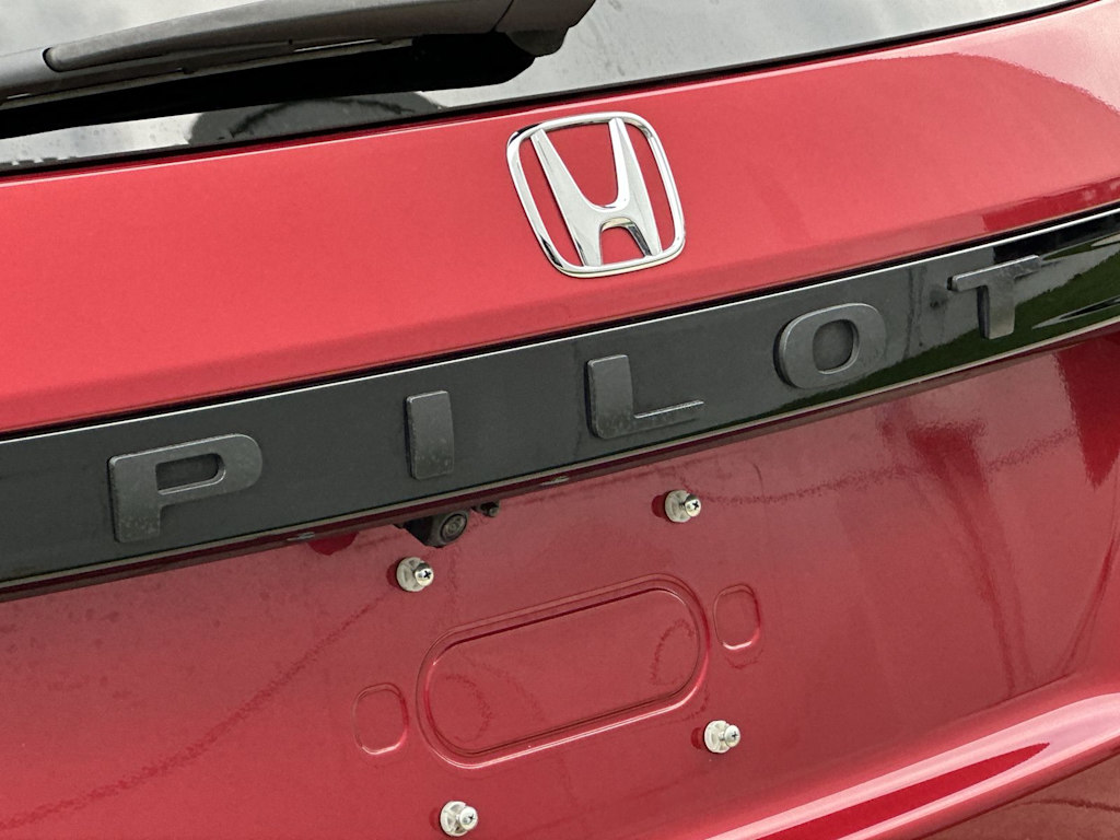 Thumbnail: 2023 Honda Pilot - 6