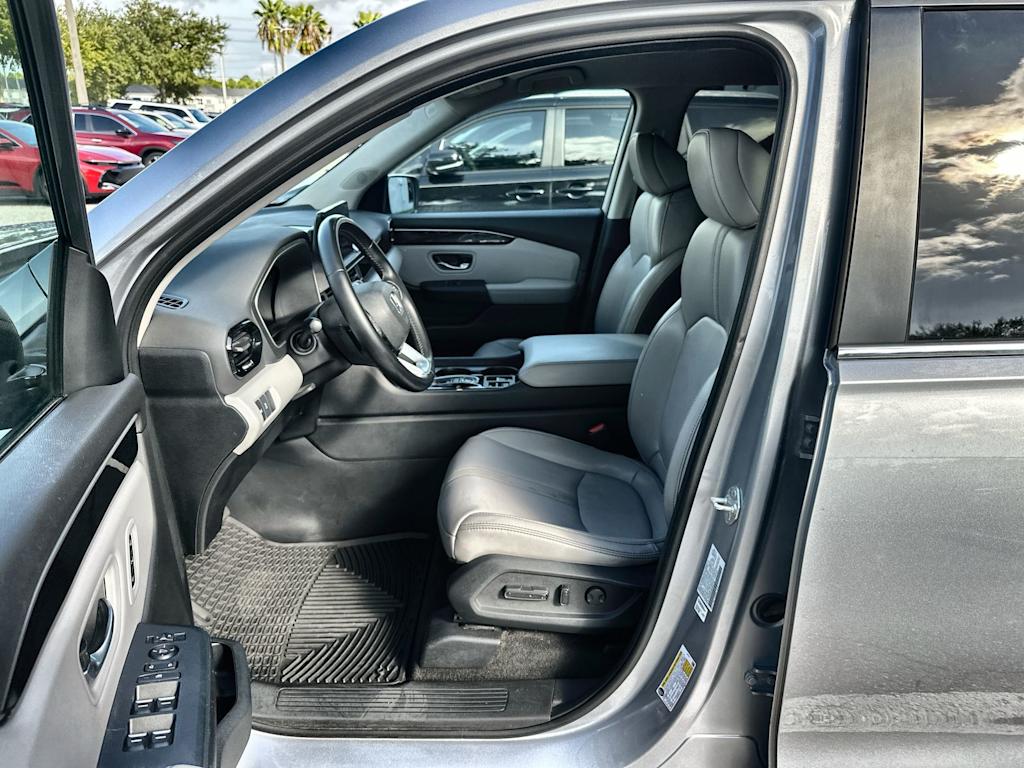 Thumbnail: 2023 Honda Pilot - 11