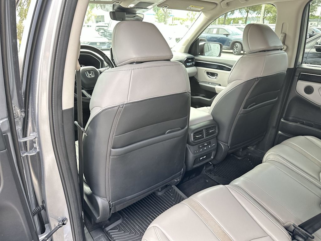 Thumbnail: 2023 Honda Pilot - 24