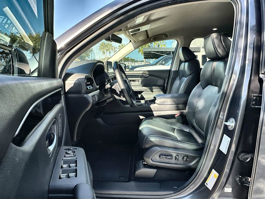 Thumbnail: 2024 Honda Pilot - 10