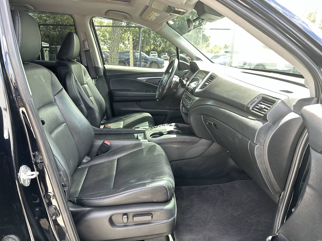 Thumbnail: 2020 Honda Ridgeline - 10