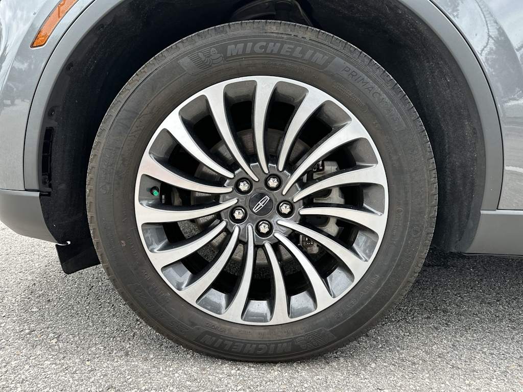 Thumbnail: 2023 Lincoln Aviator - 6