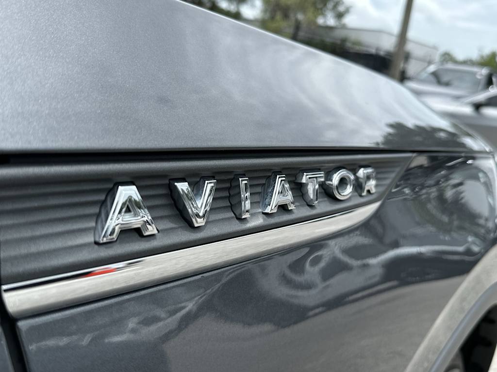 Thumbnail: 2023 Lincoln Aviator - 23