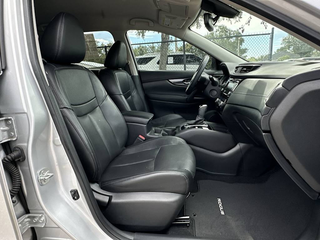 Thumbnail: 2018 Nissan Rogue - 20