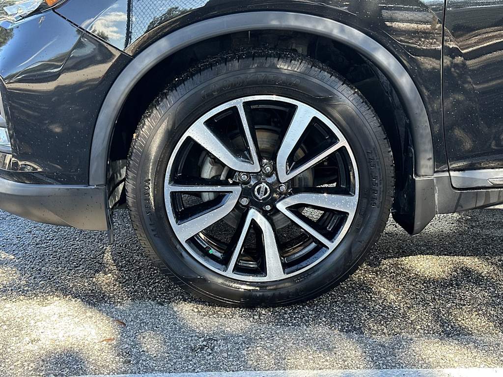 Thumbnail: 2020 Nissan Rogue - 8