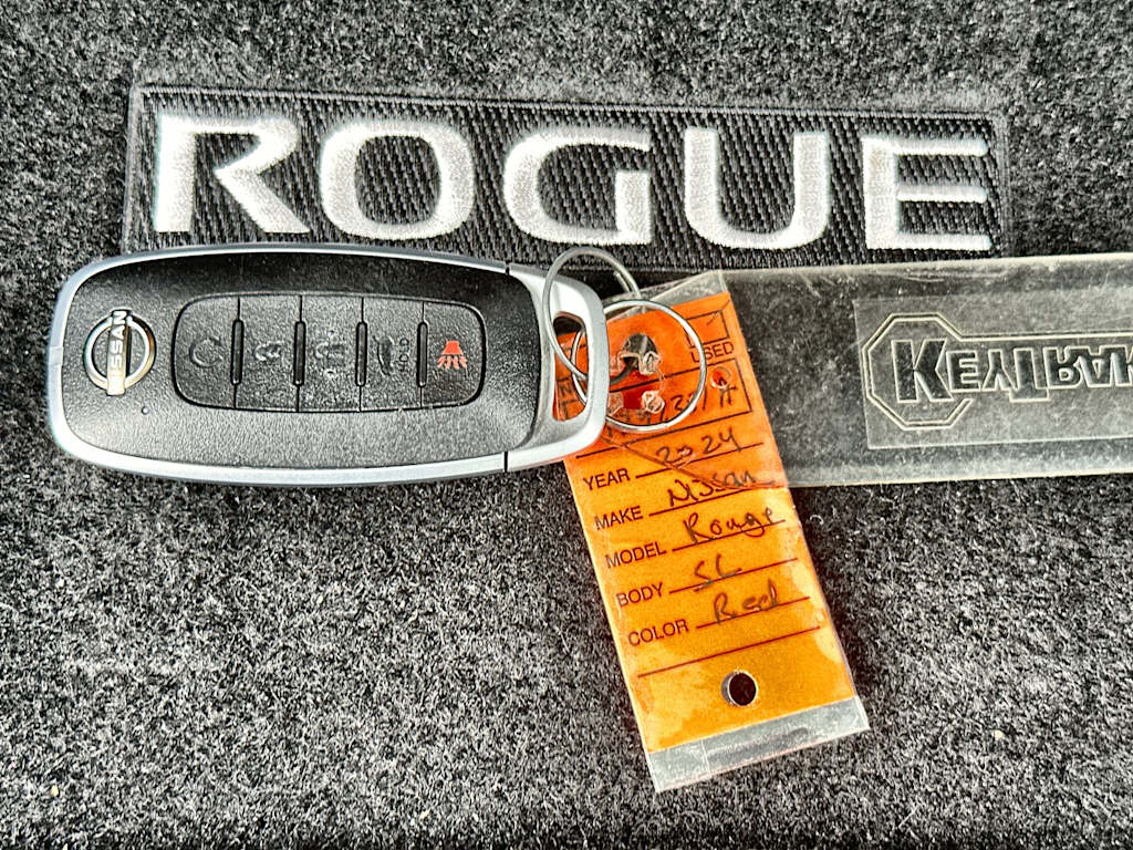 Thumbnail: 2024 Nissan Rogue - 17
