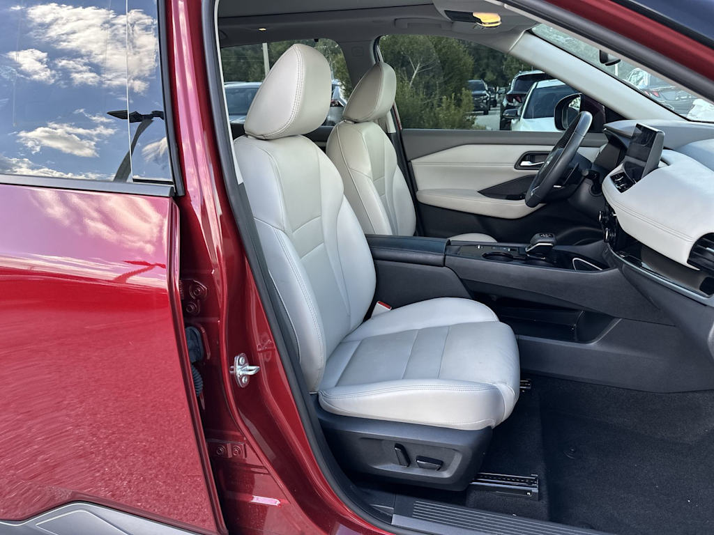 Thumbnail: 2024 Nissan Rogue - 11