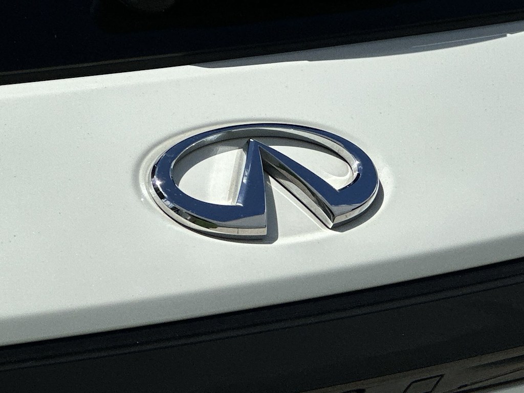 Thumbnail: 2023 INFINITI QX60 - 23