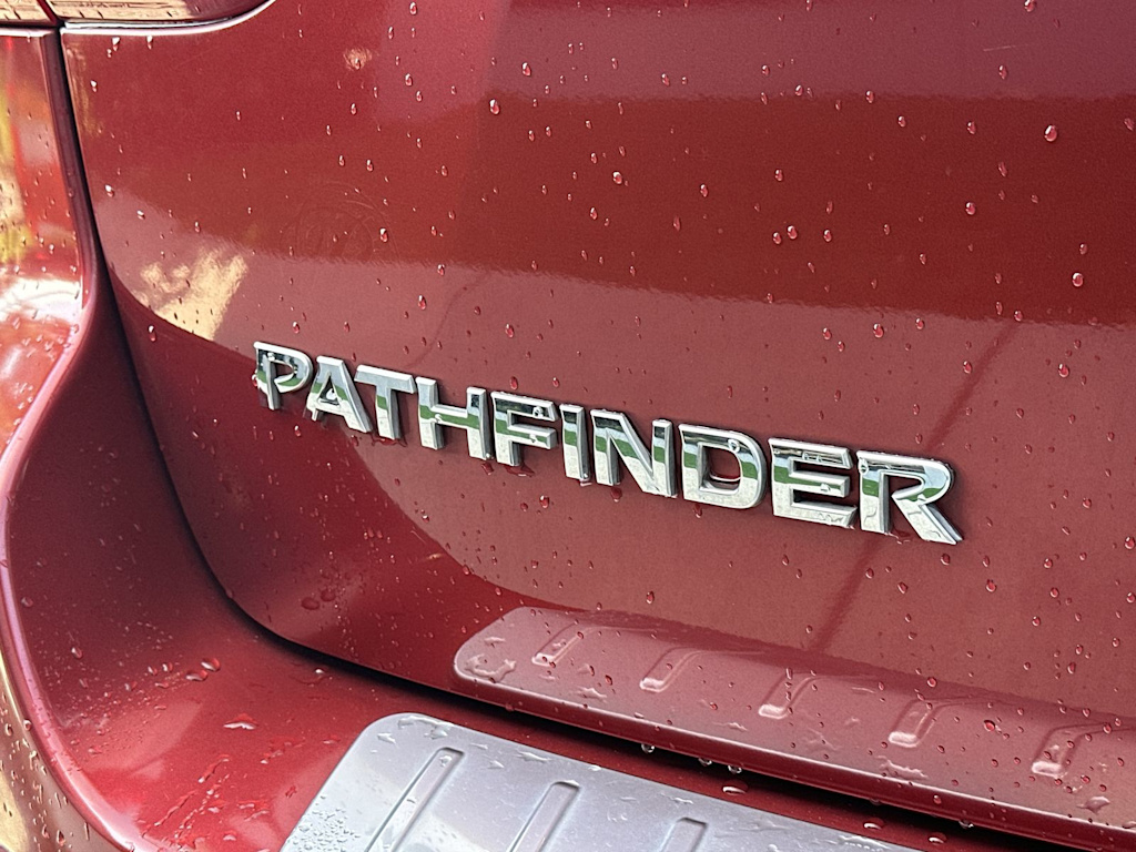 Thumbnail: 2017 Nissan Pathfinder - 7