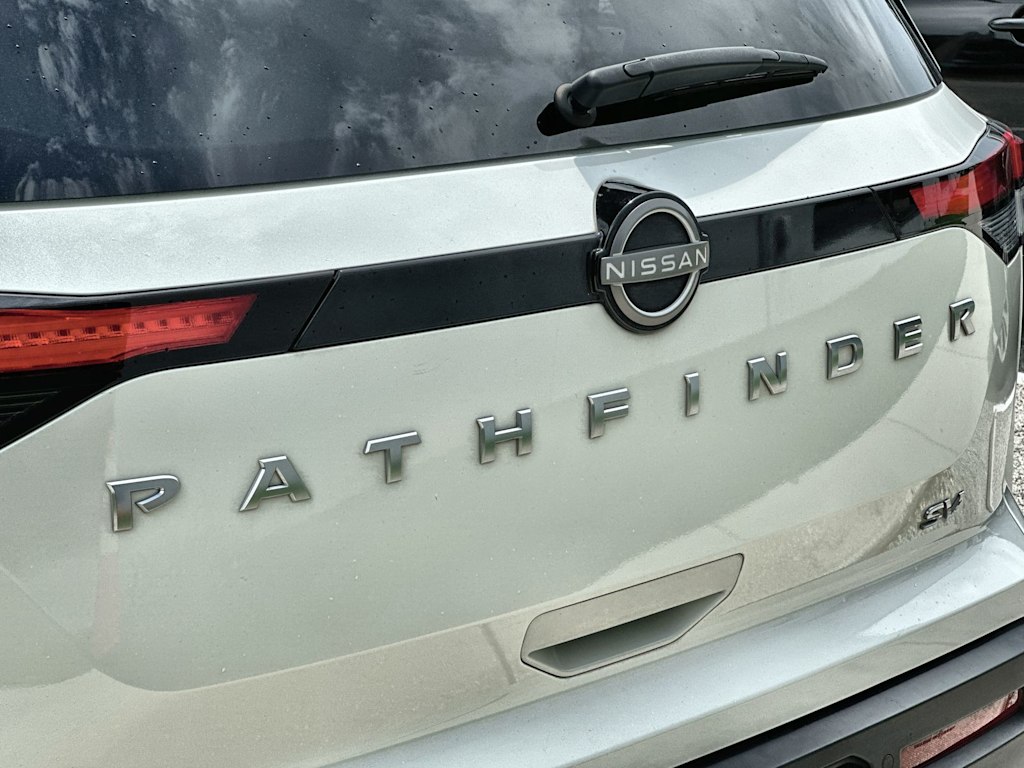 Thumbnail: 2024 Nissan Pathfinder - 7