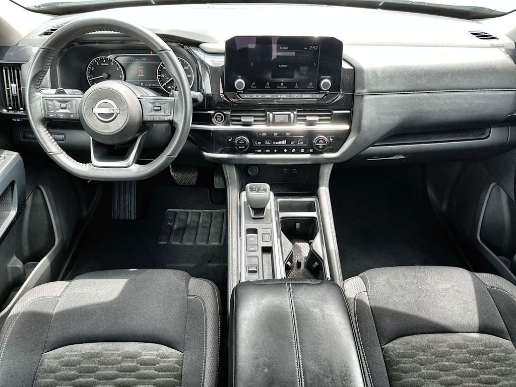 Thumbnail: 2024 Nissan Pathfinder - 2