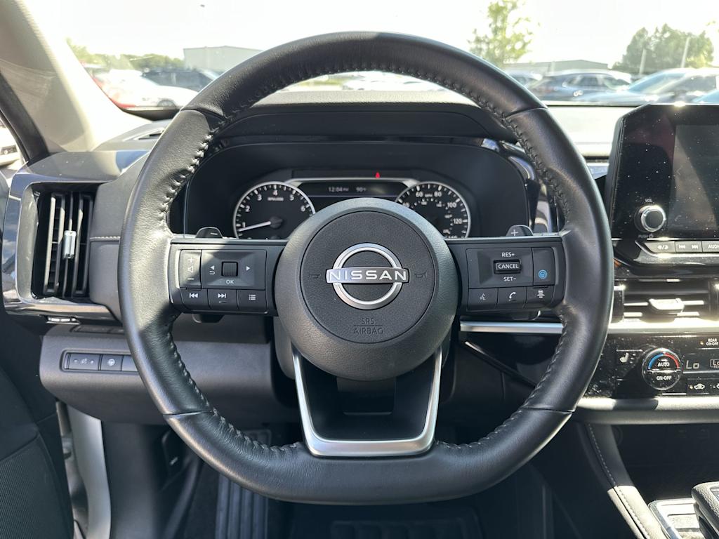 Thumbnail: 2024 Nissan Pathfinder - 10
