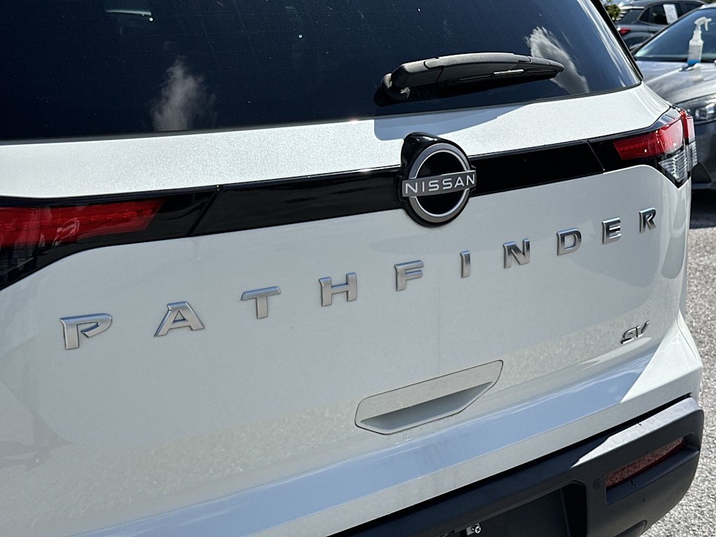 Thumbnail: 2024 Nissan Pathfinder - 7