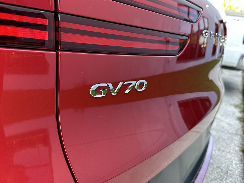 Thumbnail: 2024 Genesis GV70 - 6