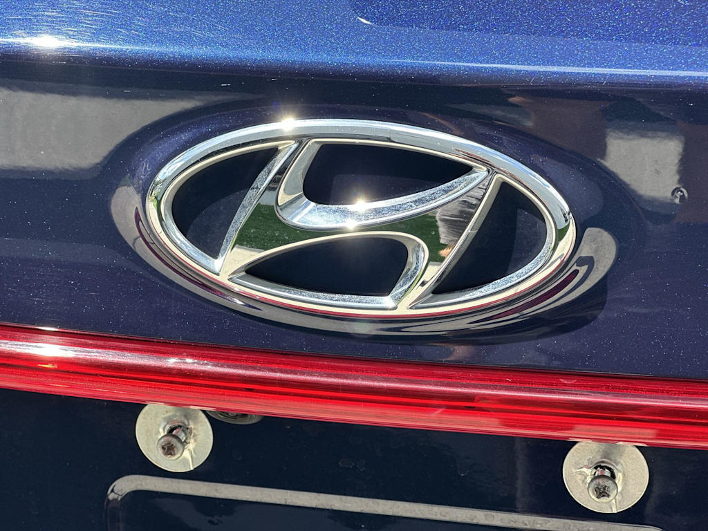 Thumbnail: 2023 Hyundai Santa Fe - 23