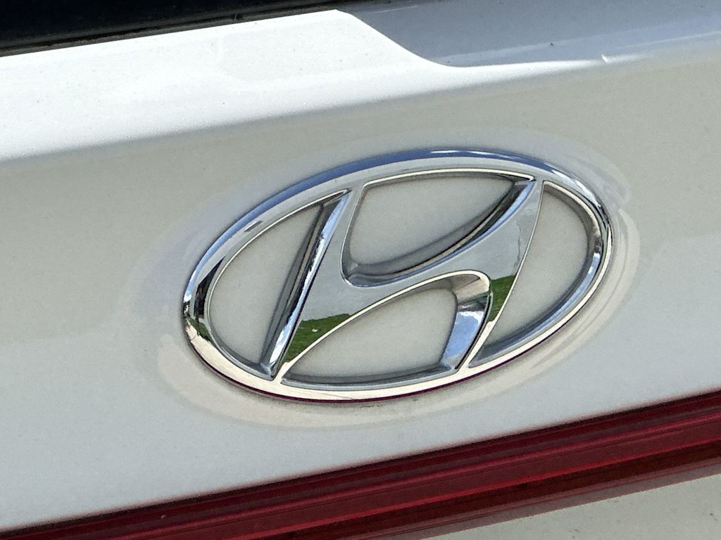Thumbnail: 2023 Hyundai Santa Fe - 23
