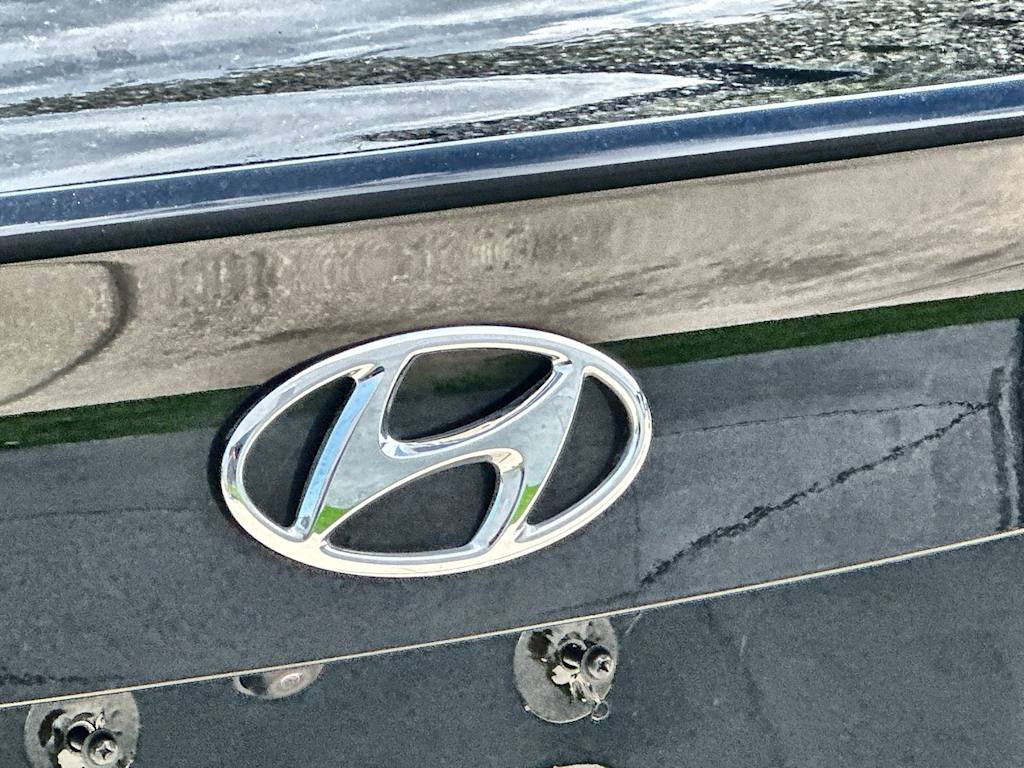 Thumbnail: 2018 Hyundai Elantra - 24