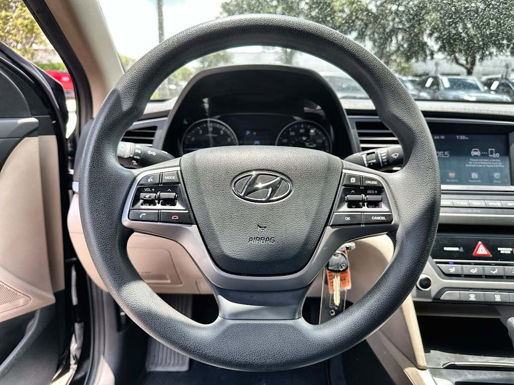 Thumbnail: 2018 Hyundai Elantra - 9
