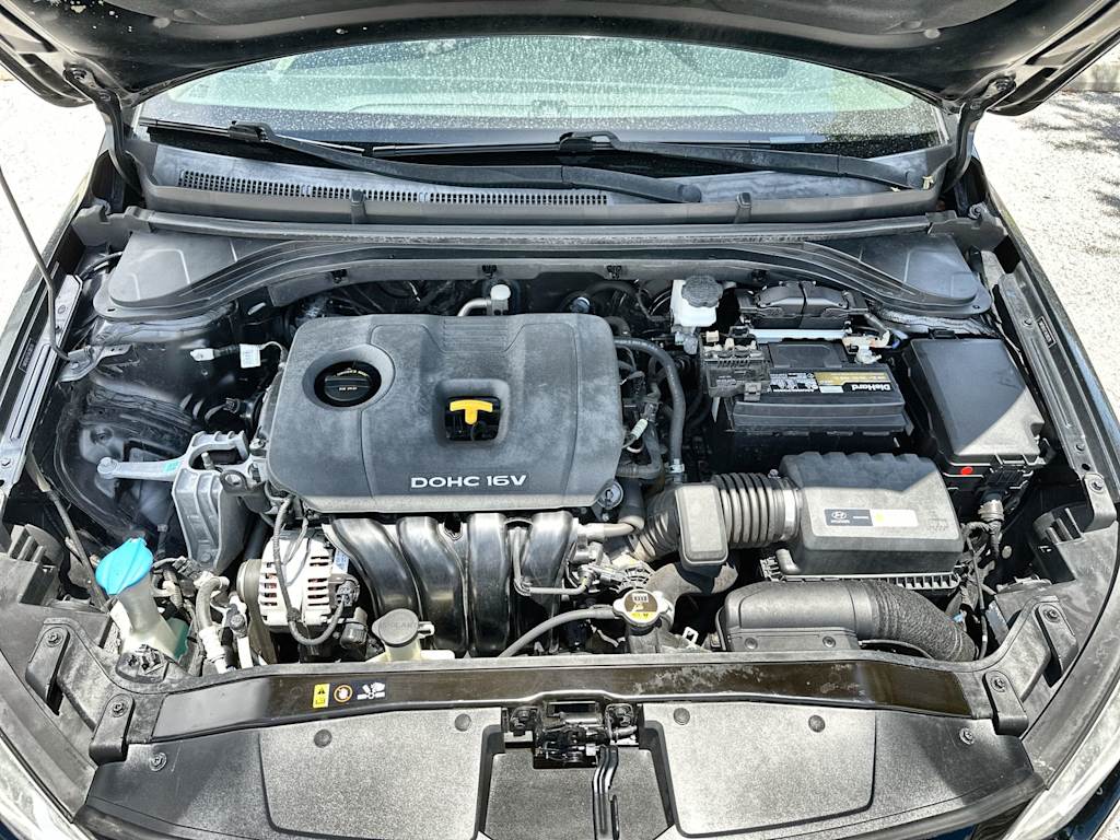Thumbnail: 2018 Hyundai Elantra - 8