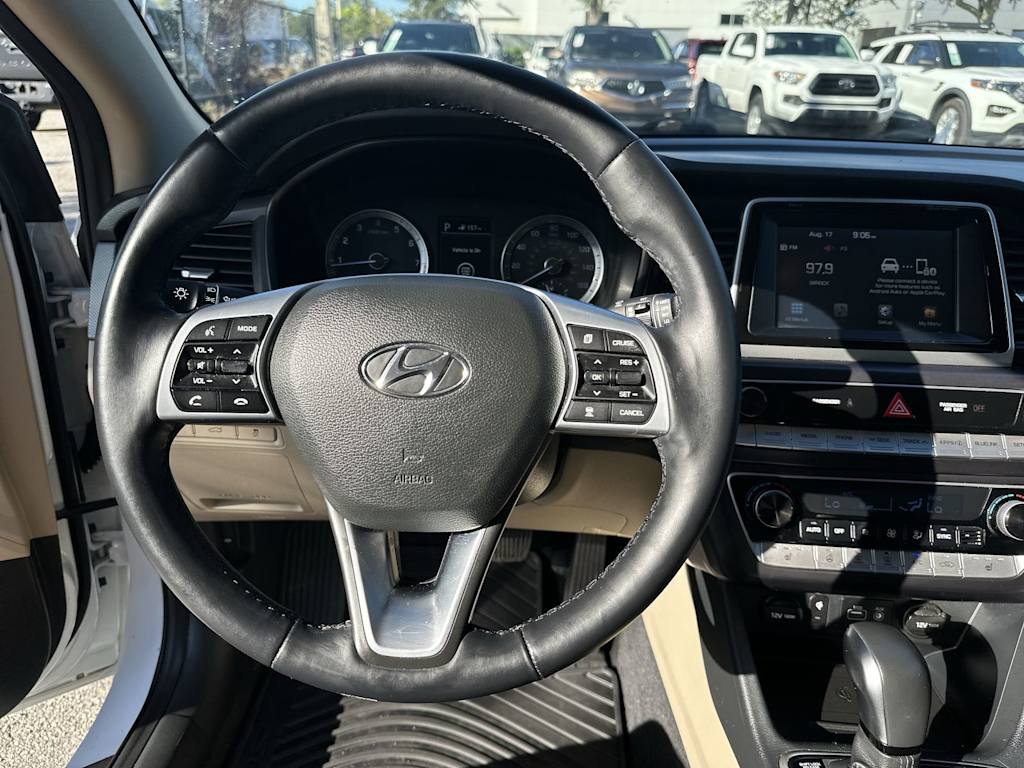 Thumbnail: 2019 Hyundai Sonata - 9