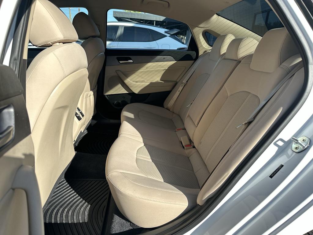 Thumbnail: 2019 Hyundai Sonata - 12