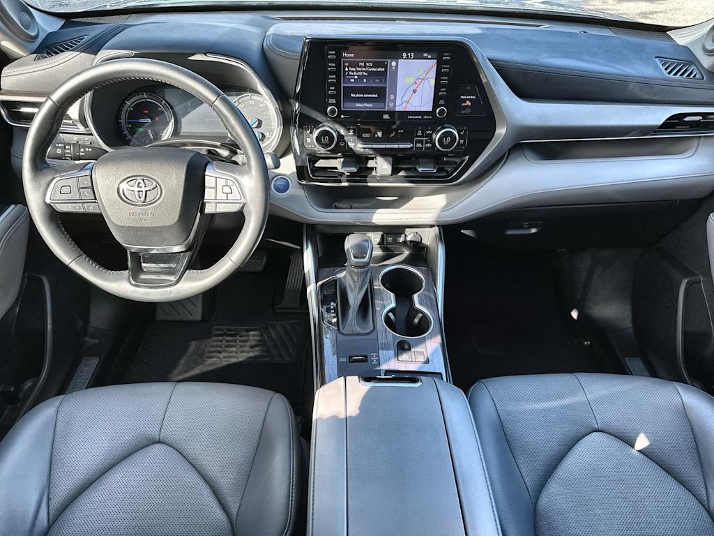 Thumbnail: 2021 Toyota Highlander - 2