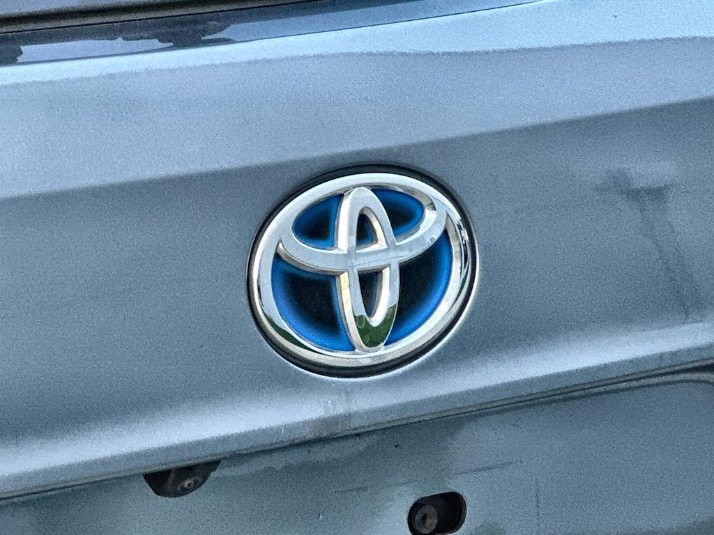 Thumbnail: 2021 Toyota Highlander - 24