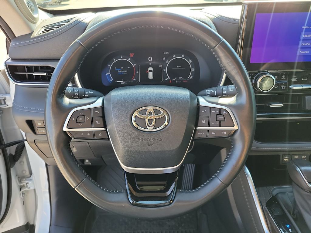 2023 Toyota Highlander Limited 22