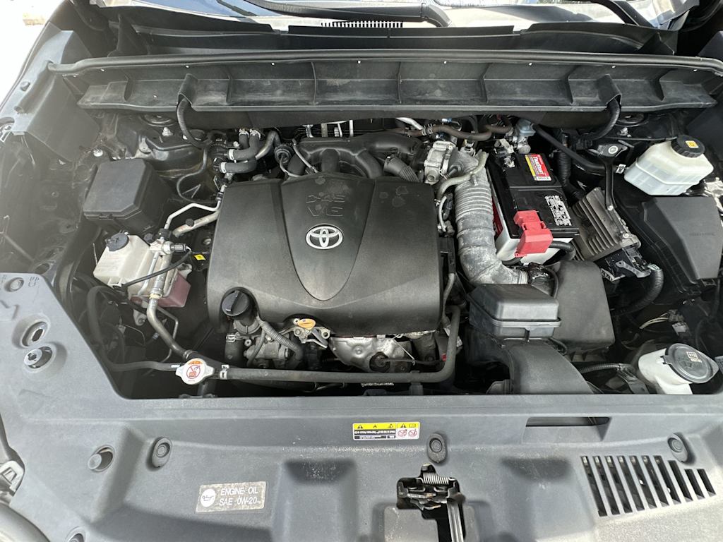 Thumbnail: 2021 Toyota Highlander - 9