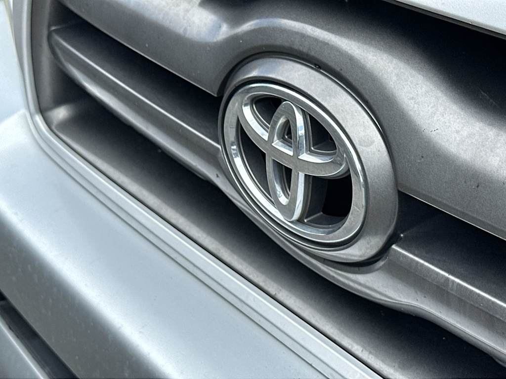 Thumbnail: 2010 Toyota Tacoma - 7