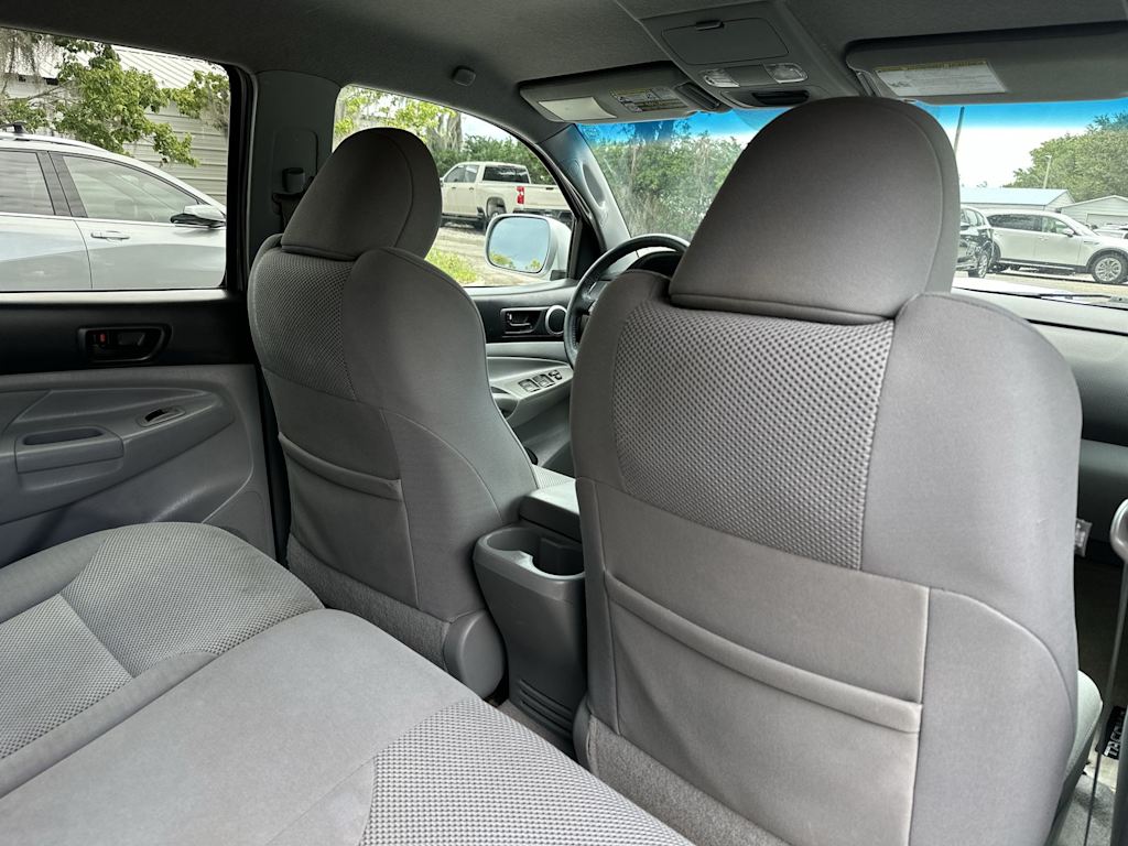 Thumbnail: 2010 Toyota Tacoma - 24