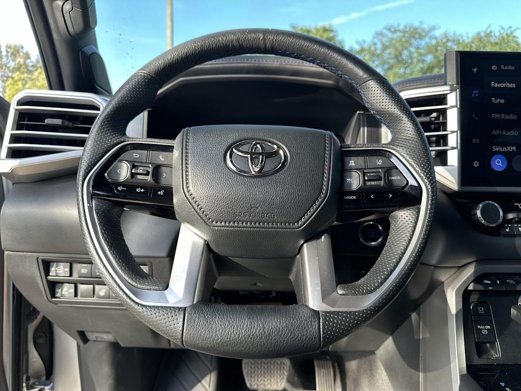 Thumbnail: 2022 Toyota Tundra - 9