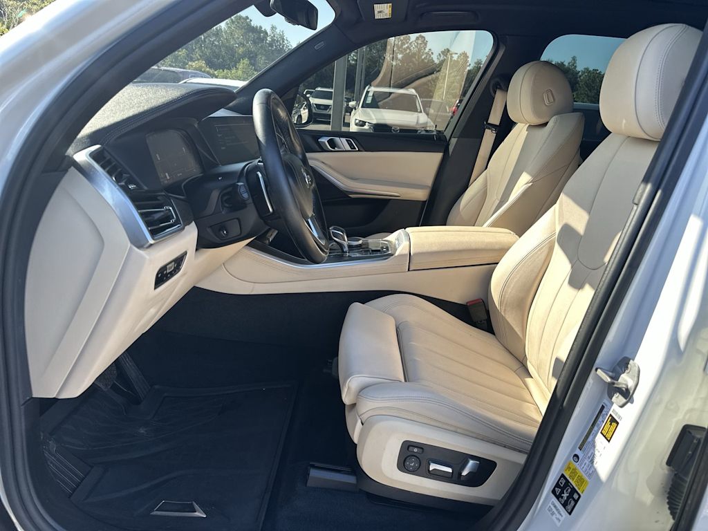Thumbnail: 2019 BMW X5 - 10