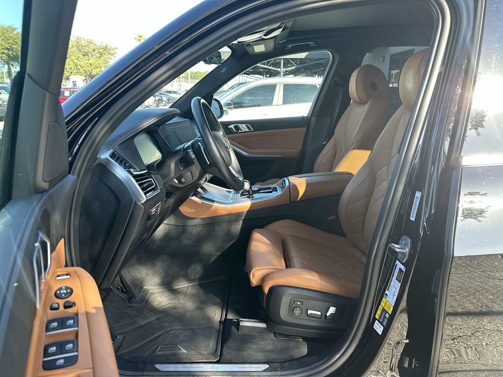 Thumbnail: 2023 BMW X5 - 10